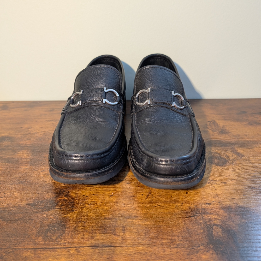Salvatore Ferragamo Men's Black Pebbled Leather Gancini Bit Loafers - Size 9.5 - Picture 6 of 9